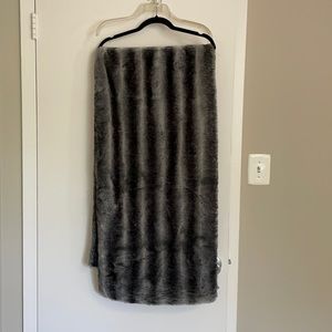 Valerie Stevens faux fur stole/ wrap black & grey